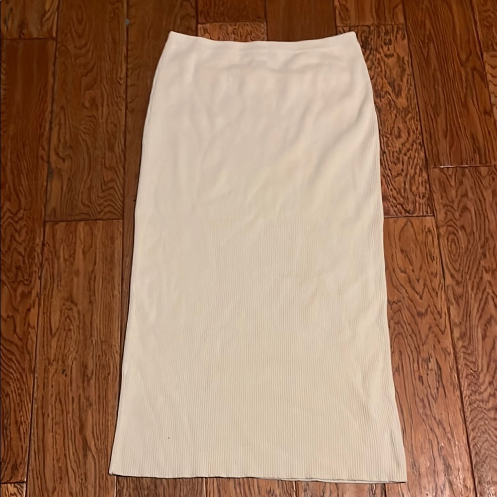 Elegant White Women's Skirt